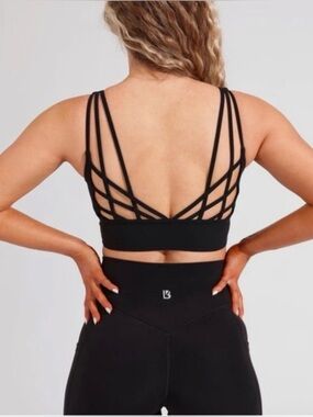 Buff Bunny Women’s Black Monarch Sports Bra in Onyx Black Size Large